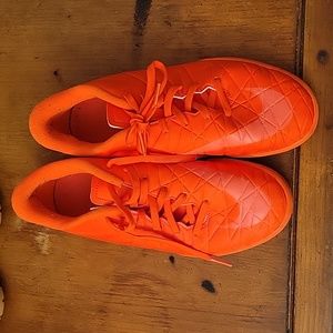 Nike 5.5y orange